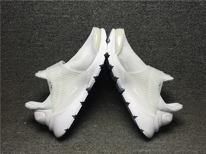 Super Max Perfect Nike Sock Dart  Shoes (98%Authentic)--002